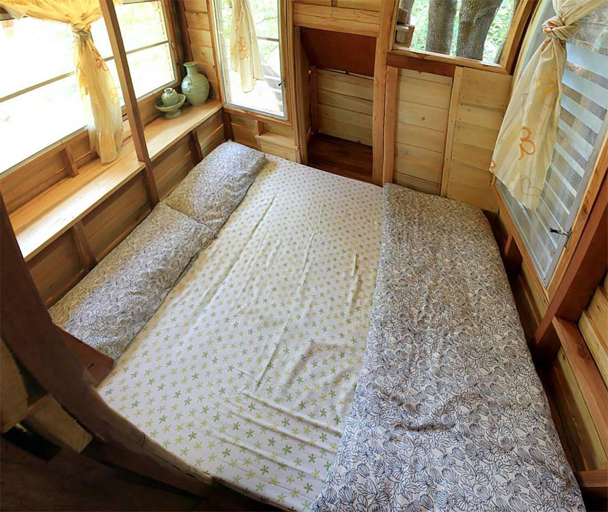 Rabeang Pasak Treehouse Resort Chiang Mai Bagian luar foto